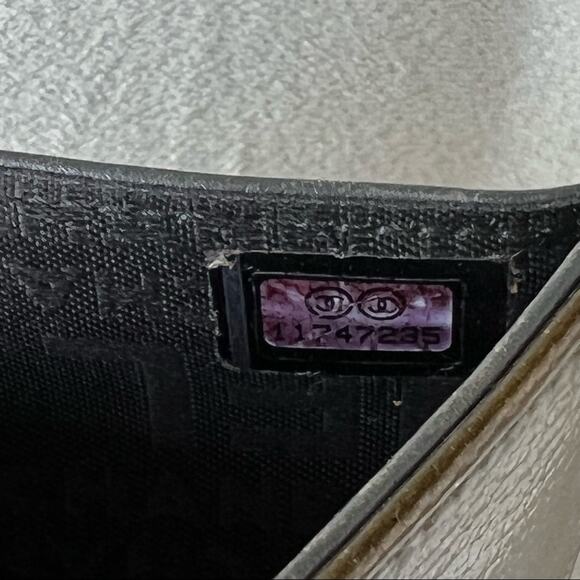 Chanel Vintage Tri Fold Patent Leather Wallet - Picture 13 of 15